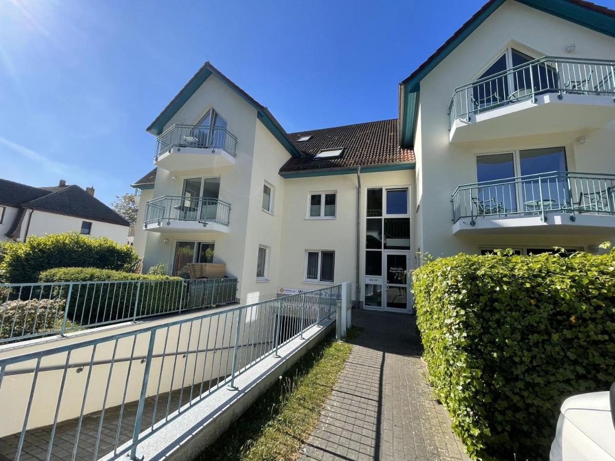 Apartment Ariane - Im Sommer Ist Ein Strandkorb Inclusive Zempin Exterior foto